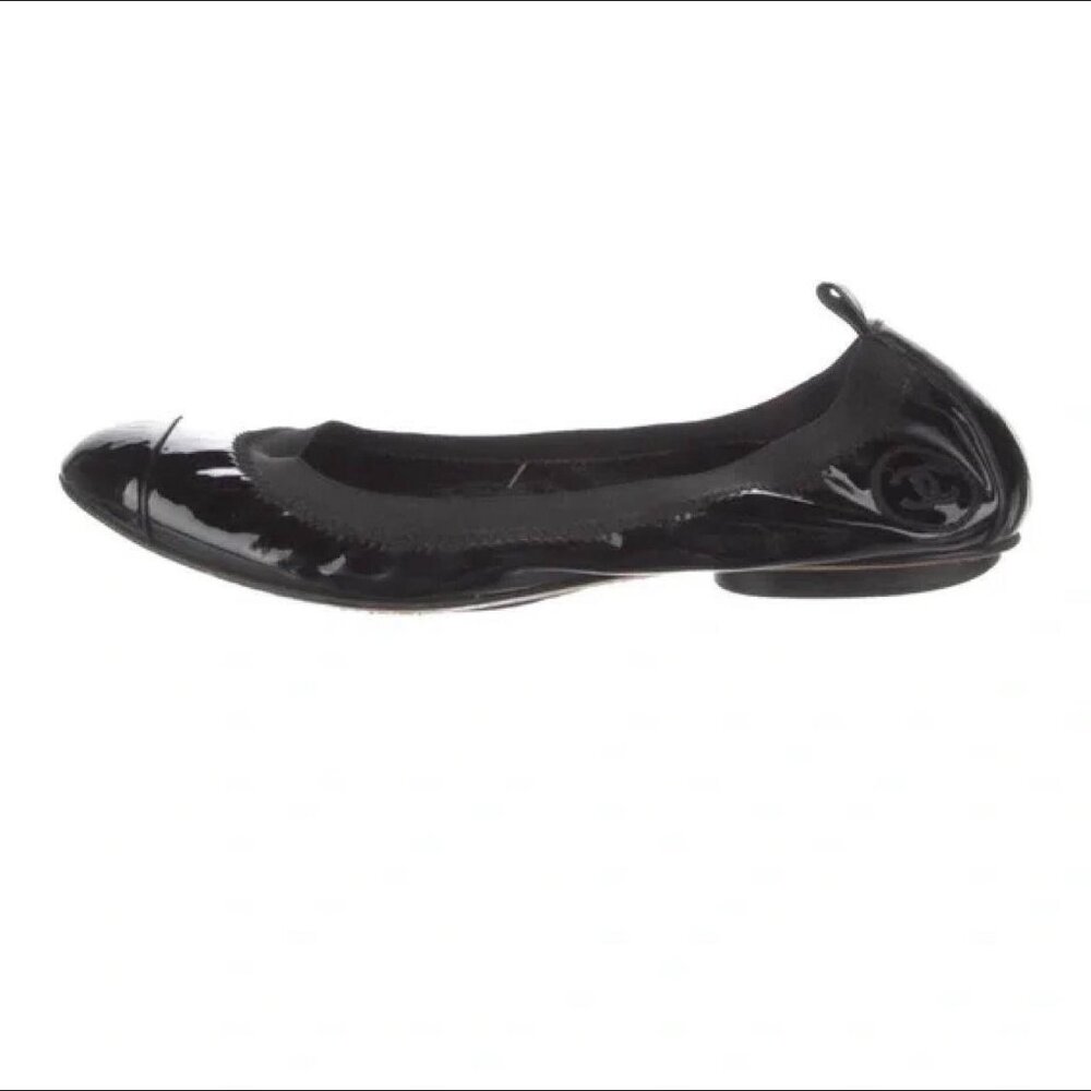Chanel Stretch Spirit Interlocking CC Logo Ballet Flats